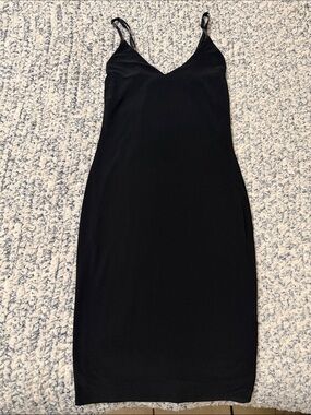 Mind Code Black V-Neck Slip Midi Dress